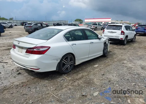 2017 Honda Accord Sport z USA, uszkodzony, nr VIN 1HGCR2F54HA301749